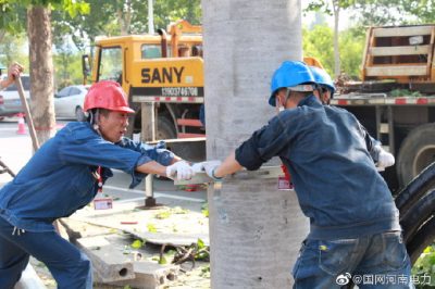 “百人會(huì)戰(zhàn)”配網(wǎng)改造工程助推城市發(fā)展