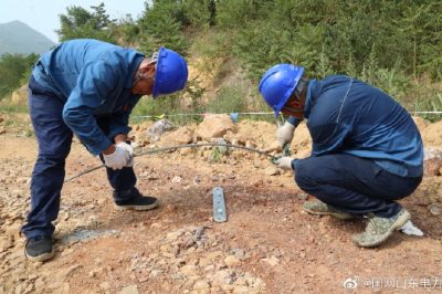 清洋鎮(zhèn)10千伏包家溝2臺區(qū)新立電桿17基及變壓器一臺，架設線路1.4公里