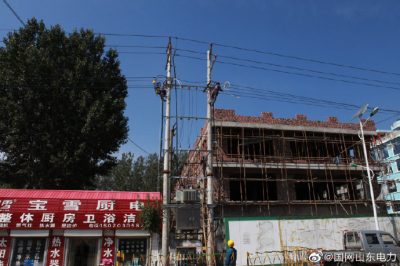 蘭陵縣供電公司對10千伏金橋線進(jìn)行拆除遷改