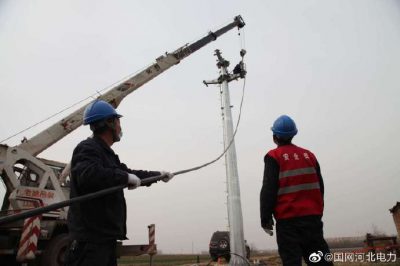 武邑10千伏審坡陳寺院575線路基建復工現(xiàn)場
