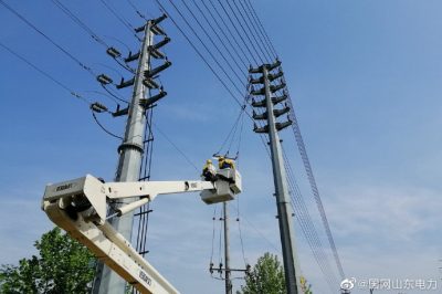 帶電消缺10千伏線路塔桿30余處