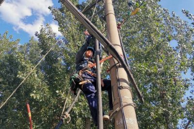 國網淄博供電公司進行搶修更換電纜