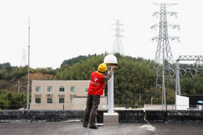 杭州首座電力北斗精準服務(wù)網(wǎng)地增強基準站220千伏方圓變建成