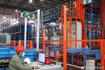 使用倉儲作業(yè)自動化貨架完成3臺成套設備出入庫操作